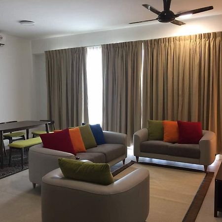 Afiniti Muslim Medini Condo Nusajaya  Zewnętrze zdjęcie